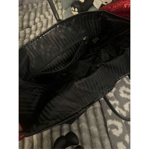 Draft Listing  - Picture 3 of 6